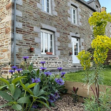 Maison De La Besliere Meuble De Tourisme 2 Etoiles Folligny Luaran gambar