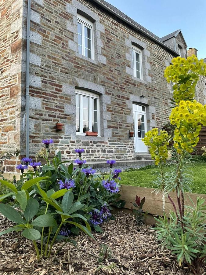 Maison De La Besliere Meuble De Tourisme 2 Etoiles Folligny Luaran gambar